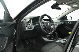 BMW 1 Serie 116d High Executive  5 Deurs hb, Navigatie, Climate / 13