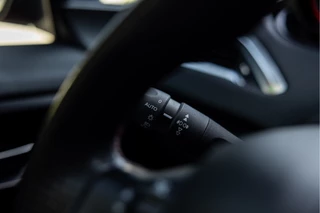 Peugeot 2008 1.2 PureTech GT-line  | Distributie riem V.V. | Carplay | Parkeersens. / 38