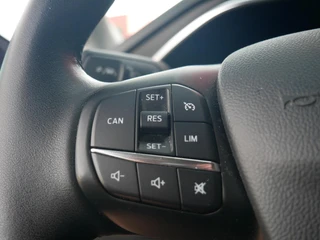 Ford Focus 1.5 EcoBoost Titanium Business NL Auto| Trekhaak| Dealer onderhouden / 10
