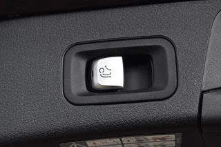 Mercedes C-klasse Estate 180 Prestige | Pano | LED | Trekhaak | Stoelverwarming | / 29