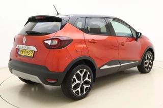 Renault Captur 0.9 TCe Intens | Achteruitrijcamera | Cruise control | Airco | Navigatie | Parkeersensoren | Spraakherkening | Digitale cockpit | / 2