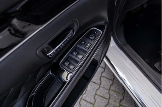 Mitsubishi Outlander 2.4 PHEV Instyle  | SOH 93% | Pano | 360° Camera / 24