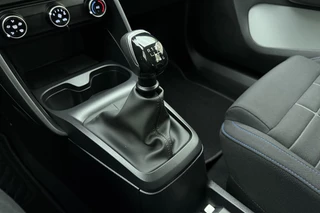 Citroen C3 1.2 Turbo 100pk Plus | Navigatie via carplay | Airco | Dakrails | DAB Radio | Cruise control | Parkeersensoren achter | LED Verlichting / 25