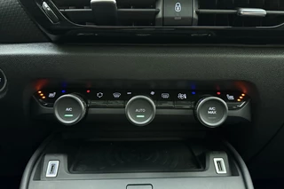 Citroen C4 1.2 Puretech 130pk Automaat Shine Pack Business | Navigatie | Panoramadak | Achteruitrijcamera | Lederen stoelen elektrisch en verwarmd | Headup display | Keyless | Adapt. Cruise control | 18" Lichtmetalen velgen / 21
