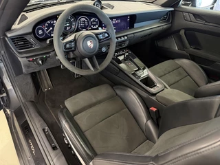 Porsche 911 Cabrio 3.0 Carrera 4 GTS | Burmester | Lift | Sportchrono | Matrix-LED | 360 | Memory | Sport-Design ( Vestiging - Nieuwegein ) / 18
