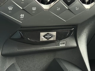 DS DS 3 1.2 PureTech Performance Line  Camera / Navigatie / Keyless / 43