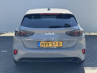 Kia Ceed 1.0 T-GDi 100pk Design Edition / 5