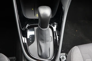 Toyota Yaris HYBRID 115 DYNAMIC COMFORT-PACK LED 16"LMV PRIVACY-GLASS ALL-SEASON BLISS PARK-SENSOREN STUUR/STOELVERW. / 34