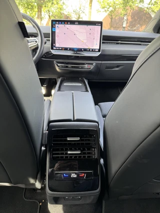 Volkswagen ID.7 77 kWh Pro / 21