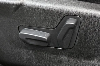 Alfa Romeo Junior 1.2 Turbo Hybrid Ibrida Speciale Pack Techno Stoelverwarming Camera / 18