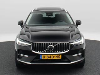 Volvo XC60 2.0 T8 455 Pk Plug-in hybrid AWD Plus Bright | Panoramadak | Trekhaak | 360° Camera | Harman Kardon | Leder | 19 Inch | 35.116 Km!! / 6