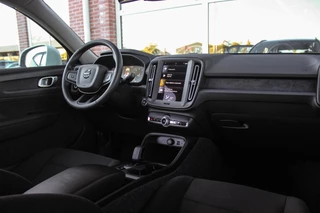Volvo XC40 1.5 T2 Momentum Core | 1e eigenaar | NL auto | Navigatie | Cruise control | Bluetooth | LED | Parkeersensoren | Bluetooth | Botsherkenning | Rijstrooksensor / 12