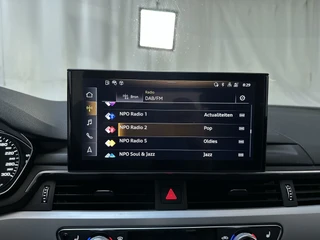 Audi A4 Avant 35 TFSI S Edition Competition LED Stoelverwarming Camera DAB+ Navigatie / 22