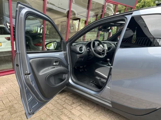Toyota Aygo X 1.0 VVT-i S-CVT Envy  | Cabriodak | ACC | Camera | Carplay | / 11