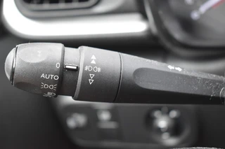 Citroën C3 1.2 PT S&S FEEL EDITION CLIMA / NAVI / APPLE CARPLAY/ ANDROID AUTO / / 18