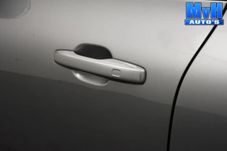 Volvo XC60 2.0 PHEV T6 AWD R-Design|PANO|H/K|TREKH|SOH93% / 45