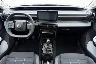 Citroen C3 1.2 Turbo 100pk Max | Comfort Stoelen | Apple Carplay/Android Auto | Parkeercamera/-sensoren | Full LED | DAB | Cruise Control | Climate Control | Draadloze telefoonlader | / 19