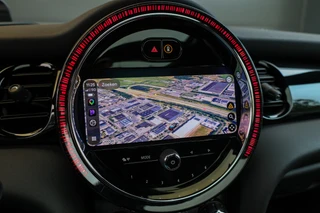MINI 3-deurs 1.5 Cooper Classic  | PANO | HUD | CAMERA | KEYLESS | LEDER | / 37