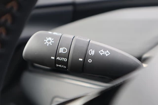 Toyota bZ4X Touring Dynamic 75 kWh NIEUW & DIRECT LEVERBAAR! BLIND-SPOT PARK-SENSOREN STOEL/STUURVERW APPLE/ANDROID 18" LM-VELGEN / 28