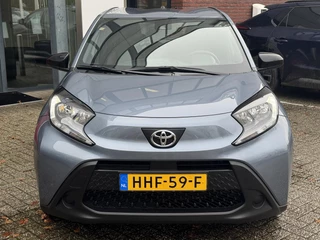 Toyota Aygo X PLAY / 23
