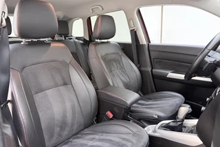 Suzuki Vitara 1.4 S | Trekhaak l Climate Control l Bluetooth l LED l Camera l PDC Voor & Achter l Stoelverwarming l Lichtmetalen Velgen / 15