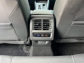 Volkswagen Golf 1.5 eTSI Style  | Carplay | ACC | PDC | Camera | Virtual | Stoel/Stuurverw. | Sfeerverlichting | / 18