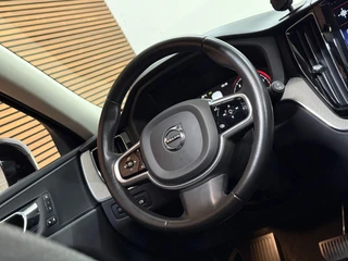 Volvo XC60 2.0 T5 Inscription | 250PK | Automaat | Leder | Camera | Trekhaak | Pano | Navi | 12,3” Digitaal Display / 15