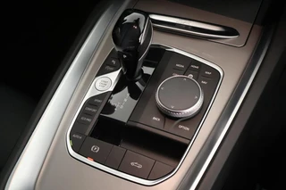 BMW Z4 Roadster sDrive20i 197pk High Executive Stoelverwarming Leder LED Navigatie / 27