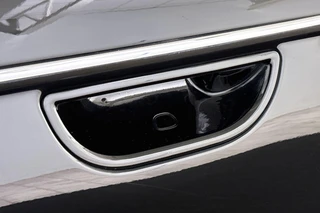 Fiat 500 C La Prima 42 kWh Cabrio Leder Stoelverwarming Achteruitrijcamera 17" / 20