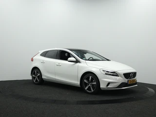 Volvo V40 1.5 T3 Polar+ Sport Trekhaak | Panoramadak | Navigatie | Camera / 8