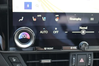 Lexus NX 450h+ AWD President Line DIRECT LEVERBAAR PANO STOELVENT MARK-LEVINSON QUAD LED / 26