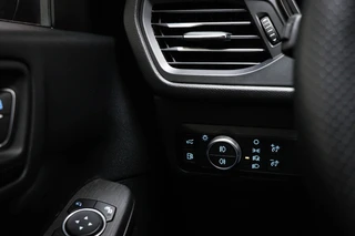 Ford Kuga 2.5 PHEV ST-Line X | WINTER / DRIVER ASSISTANCE- PACK | STUURVERWARMING | DAB | APPLE | CAMERA | TREKHAAK / 36