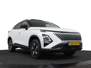 Omoda 5 SHS SHS-H 1.6 T-GDi Premium  - Registratie voordeel! - Kantel/Schuifdak - Adaptieve Cruise control - Ventilatie Voorstoelen - Privacy Glass - Stoel/Stuurwiel Verwarming - 1000KM Rijbereik -  7 Jaar Fabrieksgarantie / 12