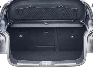 Mercedes-Benz A-klasse 180 d AMG White Art Edition Panoramadak Camera LED Stoelverwarming Sfeerverlichting Apple CarPlay/Android Auto Dealeronderhouden / 34