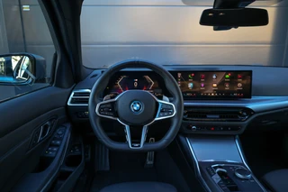 BMW 3 Series 330e M-SPORT  | BTW |  ACC | MEMORY | HUD | LED | KEYLESS | 360 | / 29