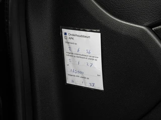 Mercedes-Benz CLA-klasse 180 Business Solution AMG Night Upgrade | Panoramadak | Camera | Apple CarPlay/Android Auto | LED | Navigatie| Stoelverwarming | 18" / 36