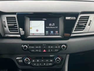 Kia Niro 1.6 GDi Hybrid DynamicLine | Camera | PDC | Carplay | Cruise Control | / 21