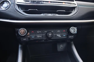Jeep Compass 4xe 240 Plug-in Hybrid Electric Upland|Trekhaak|Camera|ACC|Navi| / 14