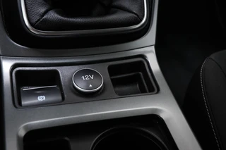 Ford Kuga 1.5 EcoBoost Trend Ultimate | CLIMA | VOORRUITVERWARMING | APPLE | TREKHAAK | 18" / 38