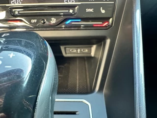 Volkswagen Polo 1.0 TSI STYLE / 22