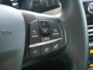 Ford Kuga 2.0 TDCi Titanium | Diesel | Trekhaak | 1900KG trekgewicht | Keyless entry en start | Lichtmetalen velgen | Navigatie | Climate control | Parkeersensoren achter / 23