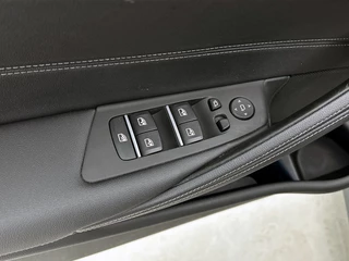 BMW 5-serie 545e xDrive High Executive M Sport | Dakraam | Camera | Autopilot | Stoel-/Stuurverwarming | CarPlay / 35
