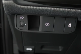 Kia EV3 Plus 81.4 kWh  - Prijs incl. €3.000,- inruilpremie - Stoel/Stuur Verwarming - Climate Control - Draadloze oplader - Navigatie - Fabrieksgarantie tot 06-2033 / 20