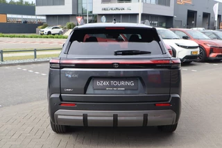 Toyota bZ4X Touring Dynamic 75 kWh NIEUW & DIRECT LEVERBAAR! BLIND-SPOT PARK-SENSOREN STOEL/STUURVERW APPLE/ANDROID 18" LM-VELGEN / 5