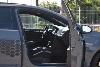 Volkswagen Golf 2.0 TSI GTI TCR Performance Pack Executive 290 pk Nardo Grey | Vol | Keyless | Pano | Camera | Carplay | Adapt.CC | Full LED | Historie / 37