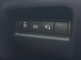 Toyota Aygo X HYBRID 115 PULSE APPLE/ANDROID KEYLESS PARK-SENSOR CAMERA CLIMA 17"LMV EL-SPIEGELS PRIVACY-GLASS / 11
