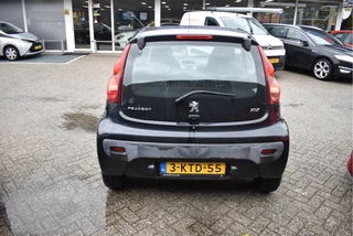 Peugeot 107 1.0 Active BOEKJES , NAP EN ONDERHOUDSHISTORIE / 9