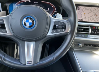 BMW 3 Serie 330e High Executive M-Sport  | 1e eigenaar | dealer onderh. | schuifdak | leder sportstoelen | camera | BTW auto / 30