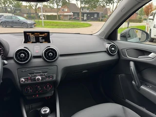 Audi A1 Sportback 1.0 TFSI S-line Origineel NL Led Keyless Bluetooth Goed onderhouden! / 15