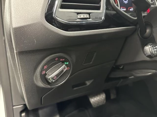 Seat Leon ST 1.5 TSI FR Business Intense PANO CARPLAY NAVI. / 18